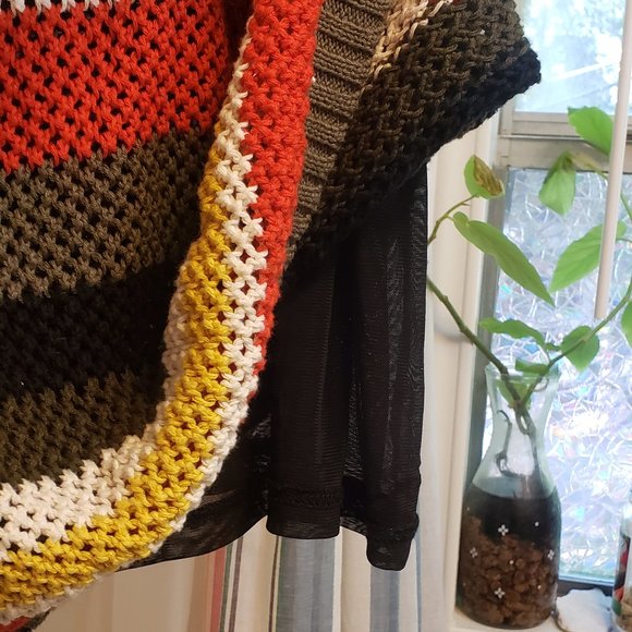 Retro Vintage Crochet Tank Top - Picture 2 of 3